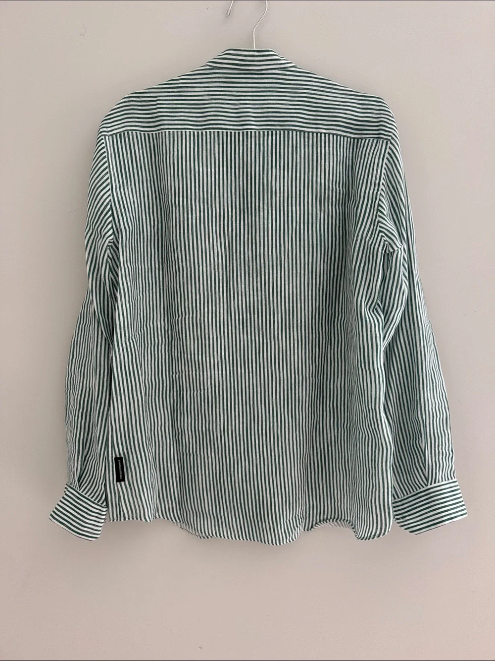 Emporio Armani Green and White Striped Casual Button-Down Shirt - Picture 5 of 8